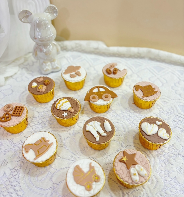 Set cupcakes-donuts-bánh đậu xanh trái cây 450.000-750.000