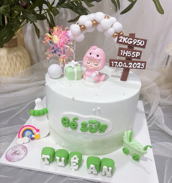 Bánh Kem Tạo Hình Bé Trai