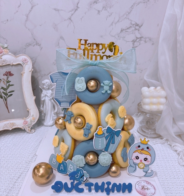 Tháp Donut