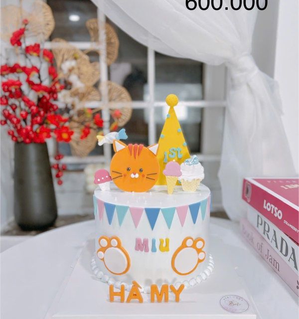 Bánh Kem Tạo Hình Bé Gái