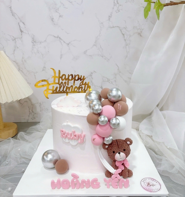 Bánh Kem Tạo Hình Bé Gái
