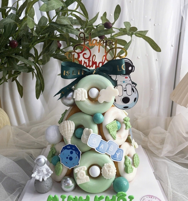 Tháp Donut
