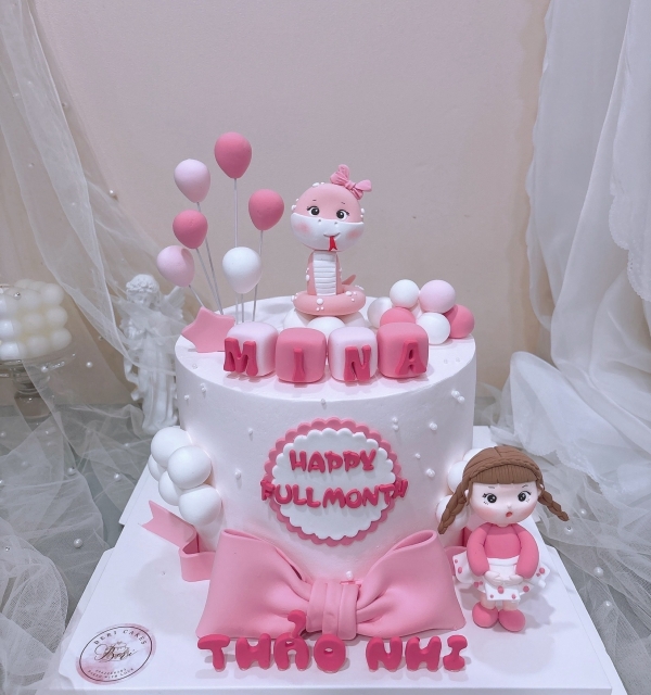 Bánh Kem Tạo Hình Bé Gái