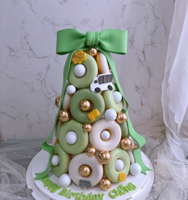 Tháp Donut