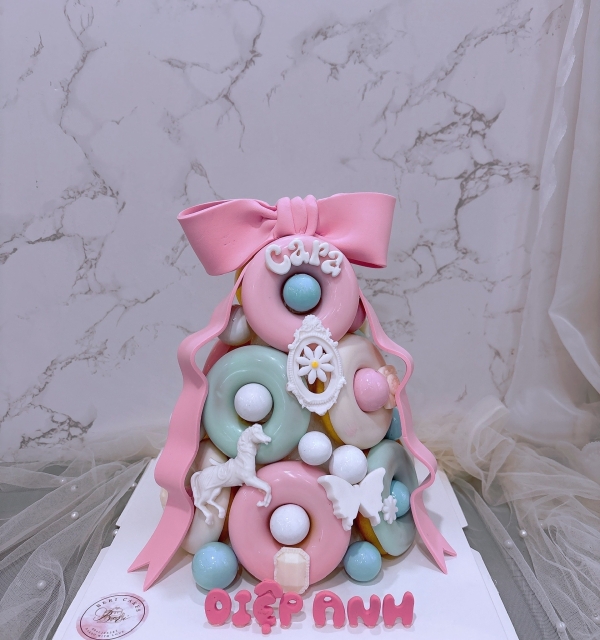 Tháp Donut