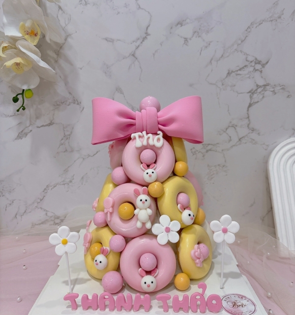 Tháp Donut