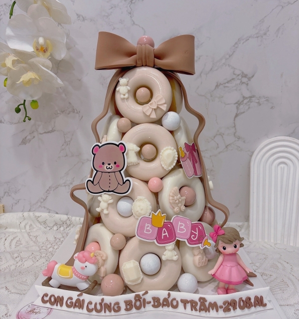 Tháp Donut