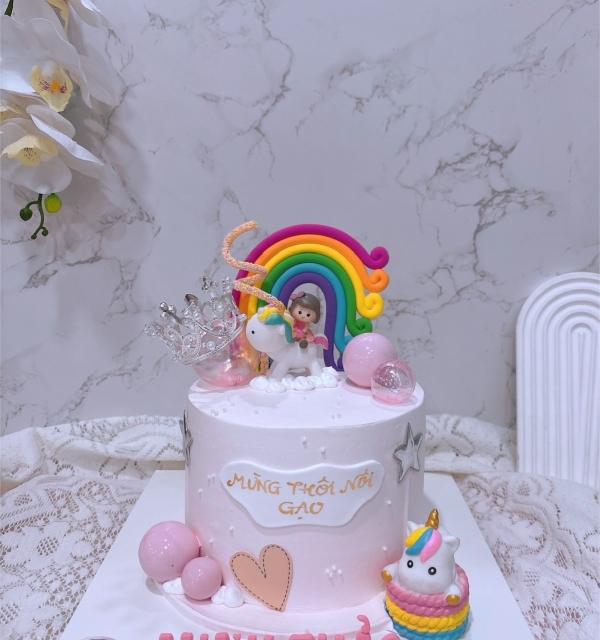 Bánh Kem Tạo Hình Bé Gái