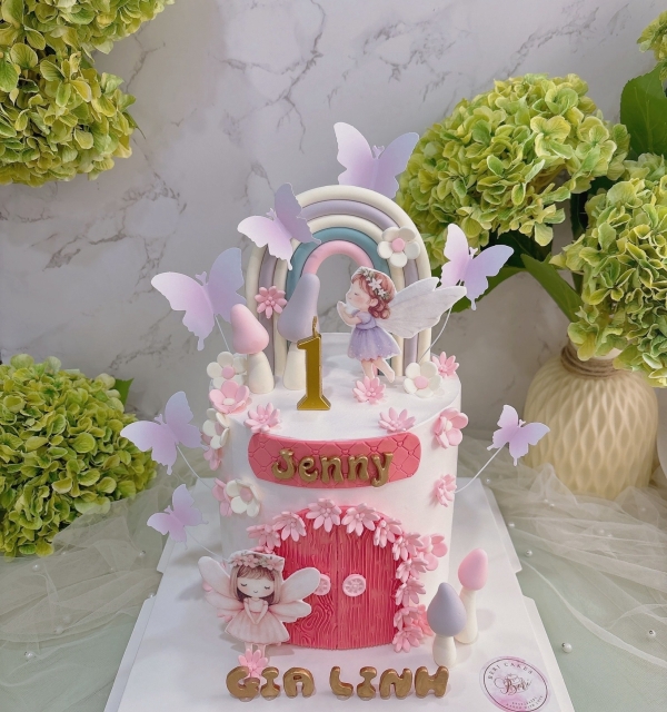 Bánh Kem Tạo Hình Bé Gái