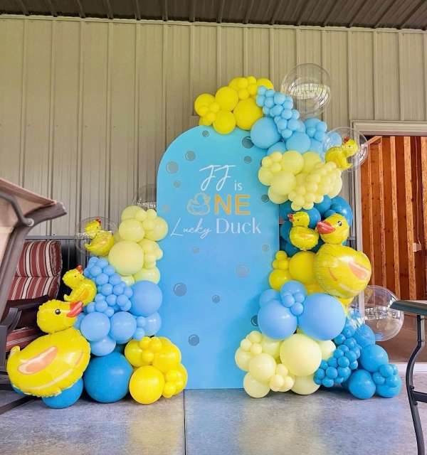 Background Bé Trai & Bé Gái