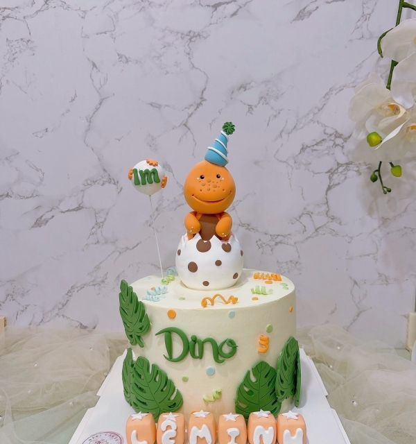 Bánh Kem Tạo Hình Bé Trai