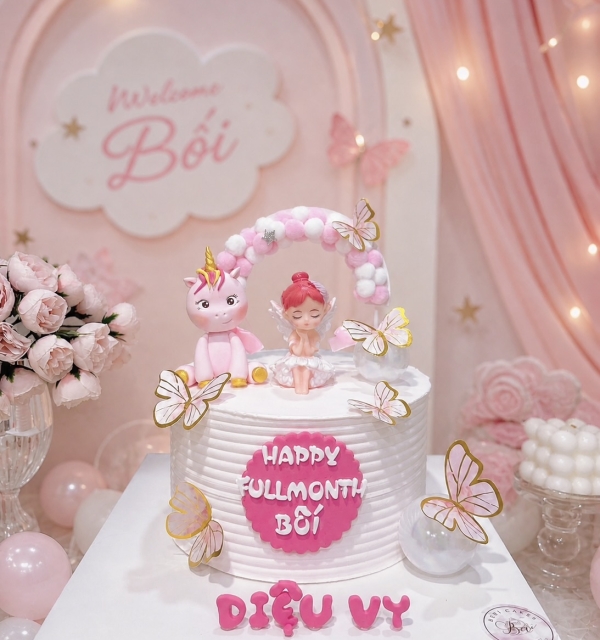 Bánh Kem Tạo Hình Bé Gái