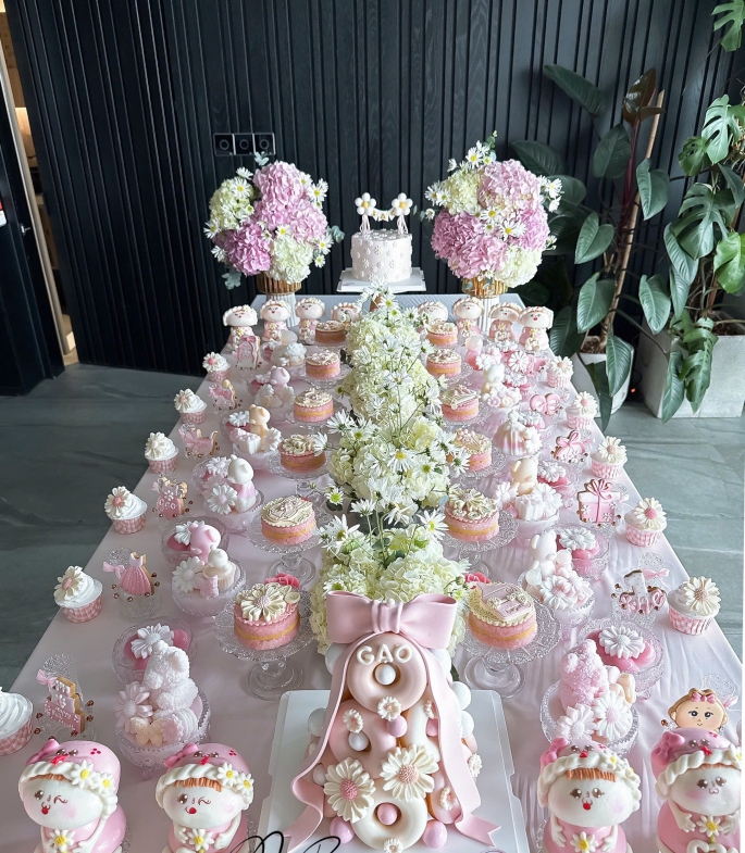 Mâm cúng hiện đại Nari - Không chỉ là Mâm Cúng 